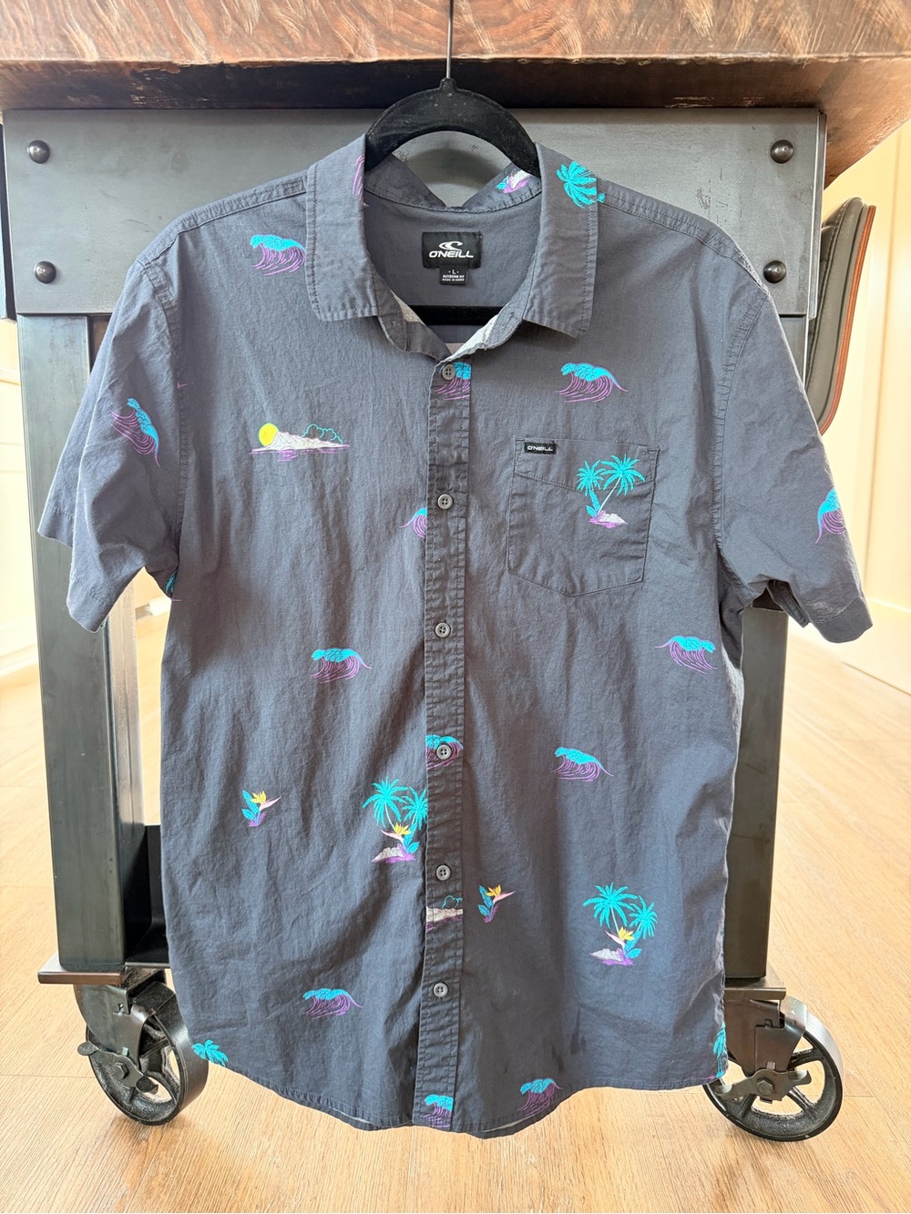 O'Neill - Short Sleeve Button Up - size l